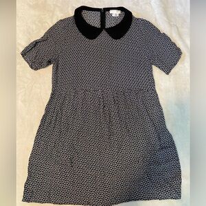 Peter Pan collar dress